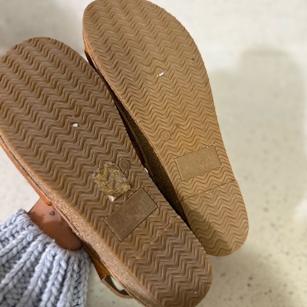 L’Artiste Spring Step Floral Tan Leather Wedges - Picture 6 of 9